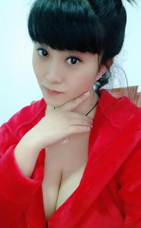 广州爆乳服务系妹子