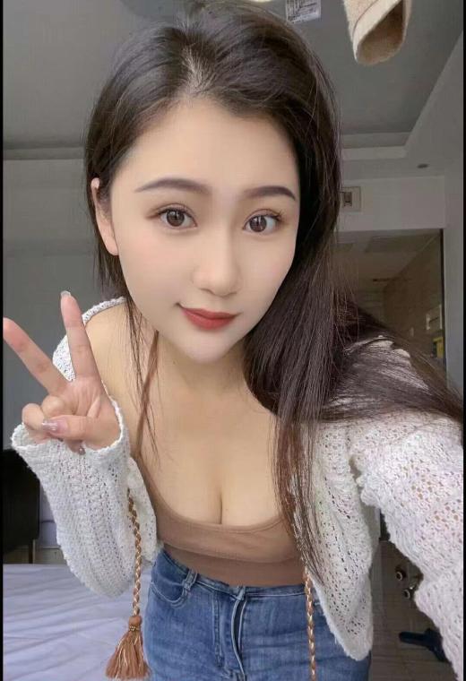 颜值小美女诗宝